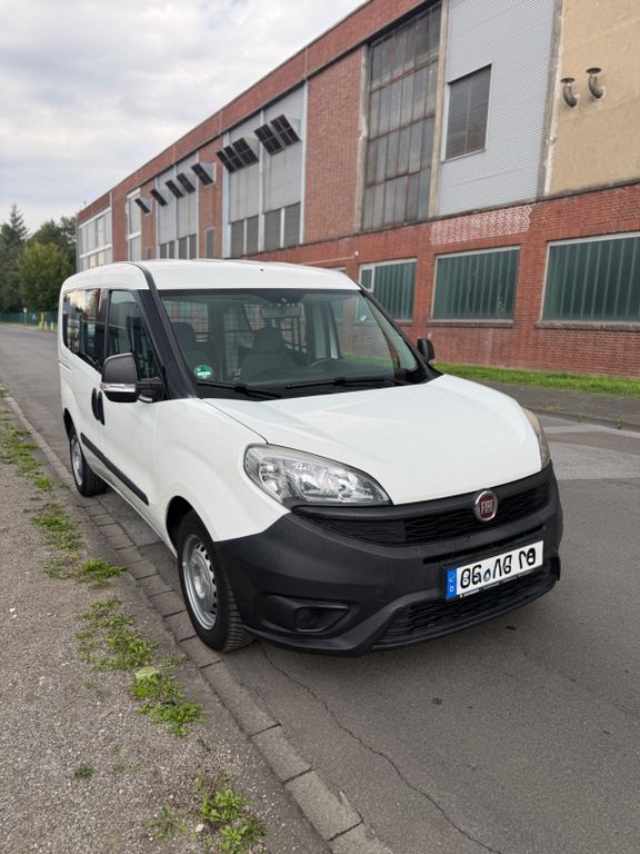 Fiat Doblo 99.000 km 5.990 € Solingen 42657