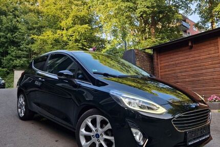 Ford Fiesta 81.690 km 7.800 &euro; Remscheid 42859