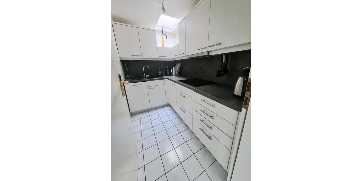 Dachgeschoßwohnung Düsseldorf Stadtbezirk 2 - 2 Zimmer, 66 m&sup2;, 999&euro; | Angebot:26148096