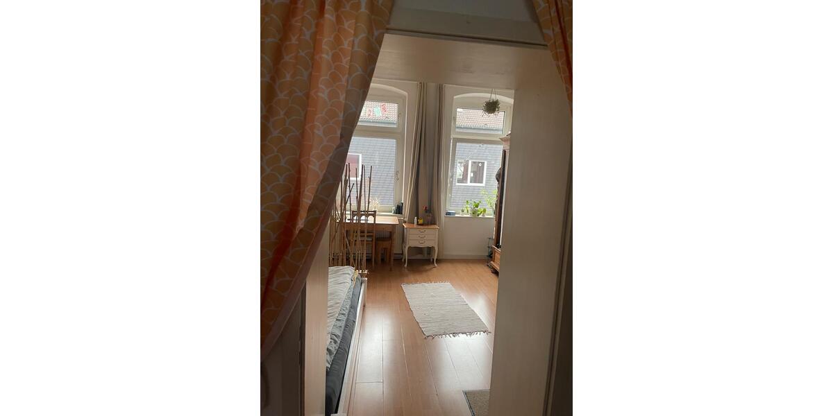 UNTERMIETE wunderschöne möbilierte 1,5 Zimmer Wohnung Altbau 1.5 zimmer