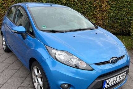 Ford Fiesta 167.300 km 2.890 € Neuss 41468