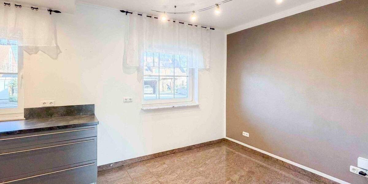 Einfamilienhaus Erftstadt Kierdorf - 4 Zimmer, 479.000&euro; | Angebot:25708537