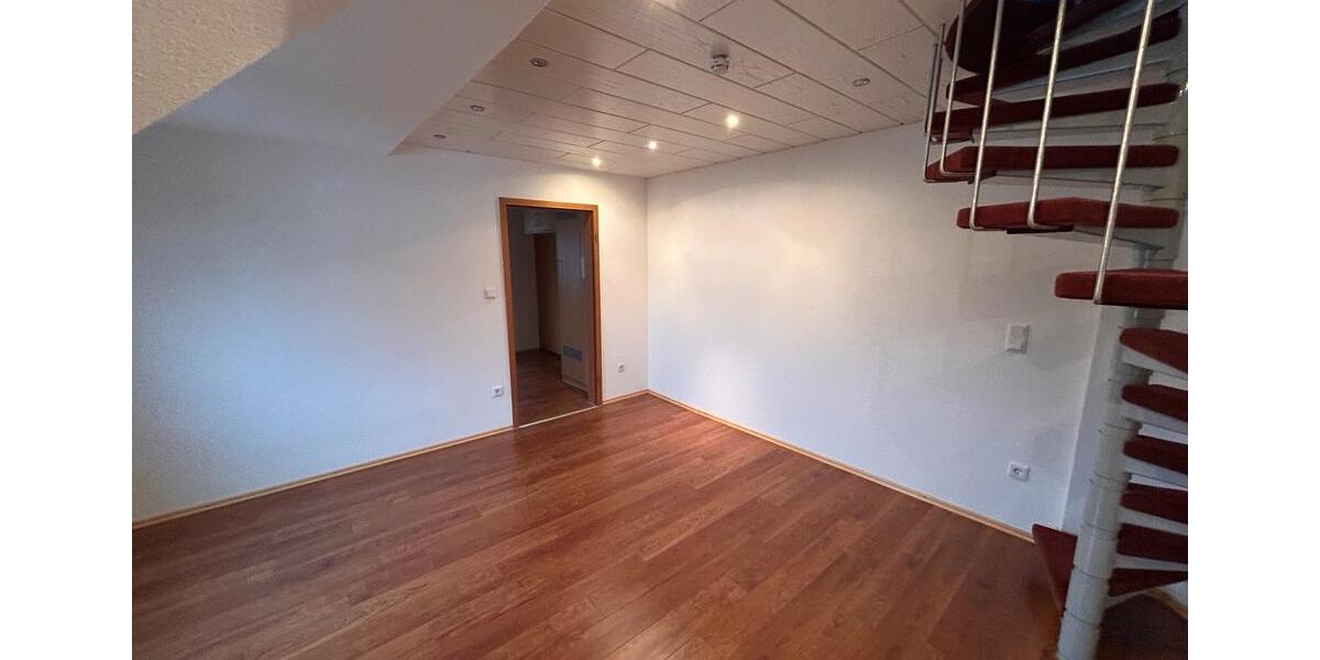 Dachgeschoßwohnung Leverkusen Bürrig - 1 Zimmer, 31 m&sup2;, 430&euro; | Angebot:25364983