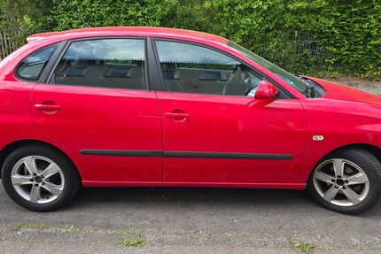 Seat Ibiza 223.000 km 1.150 &euro; Düsseldorf 40474
