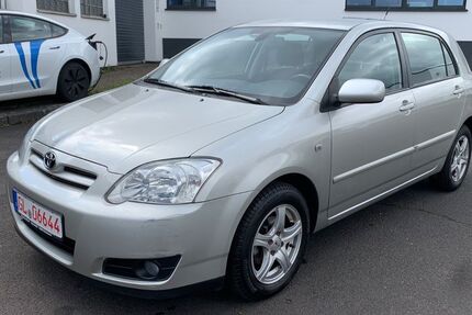 Toyota Corolla 67.000 km 5.550 &euro; Bergisch Gladbach 51465