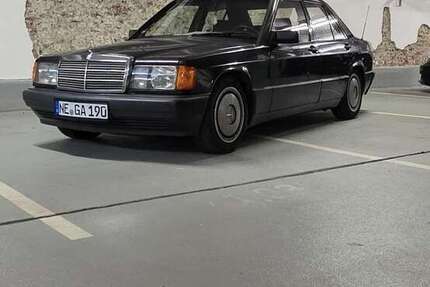 Mercedes-Benz 190 186.600 km 3.000 € Neuss 41466