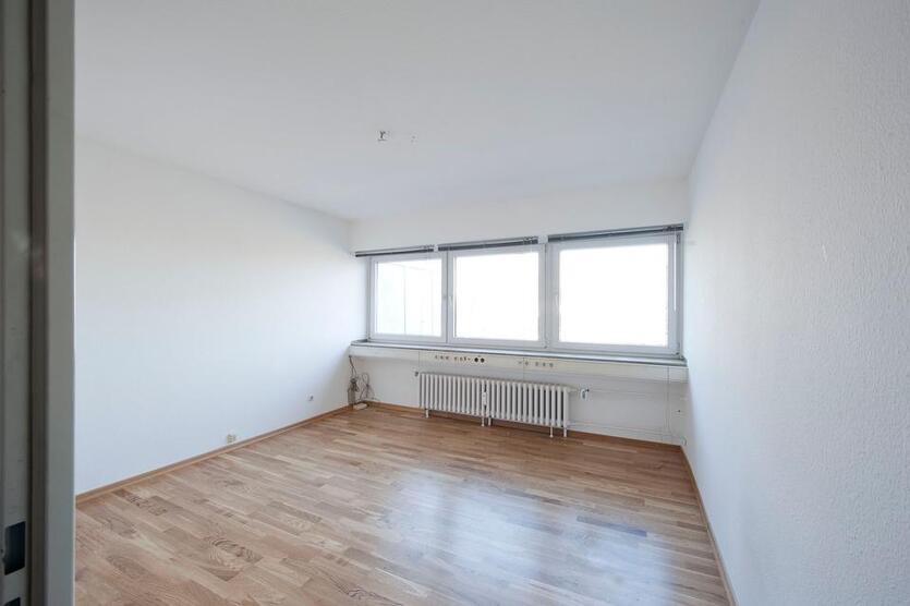 | Minibüro im Stadtzentrum I Nähe Hauptbahnhof | CBD | START-UP | zimmer