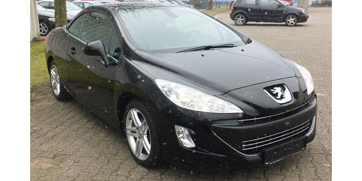 Peugeot 308 PREMIUM NAVI EL.VERDECK KLIMAAUTOM PDC 134.211 km 6.450 &euro; Köln 50858