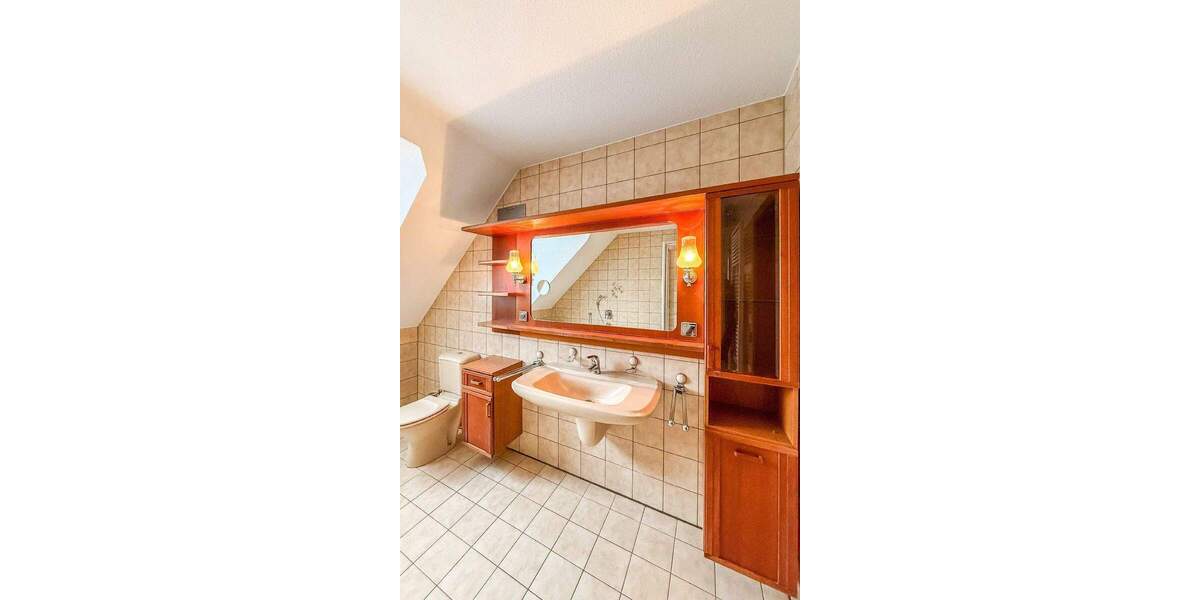 Einfamilienhaus Rösrath Kleineichen - 7 Zimmer, 167 m&sup2;, 845.000&euro; | Angebot:25706573