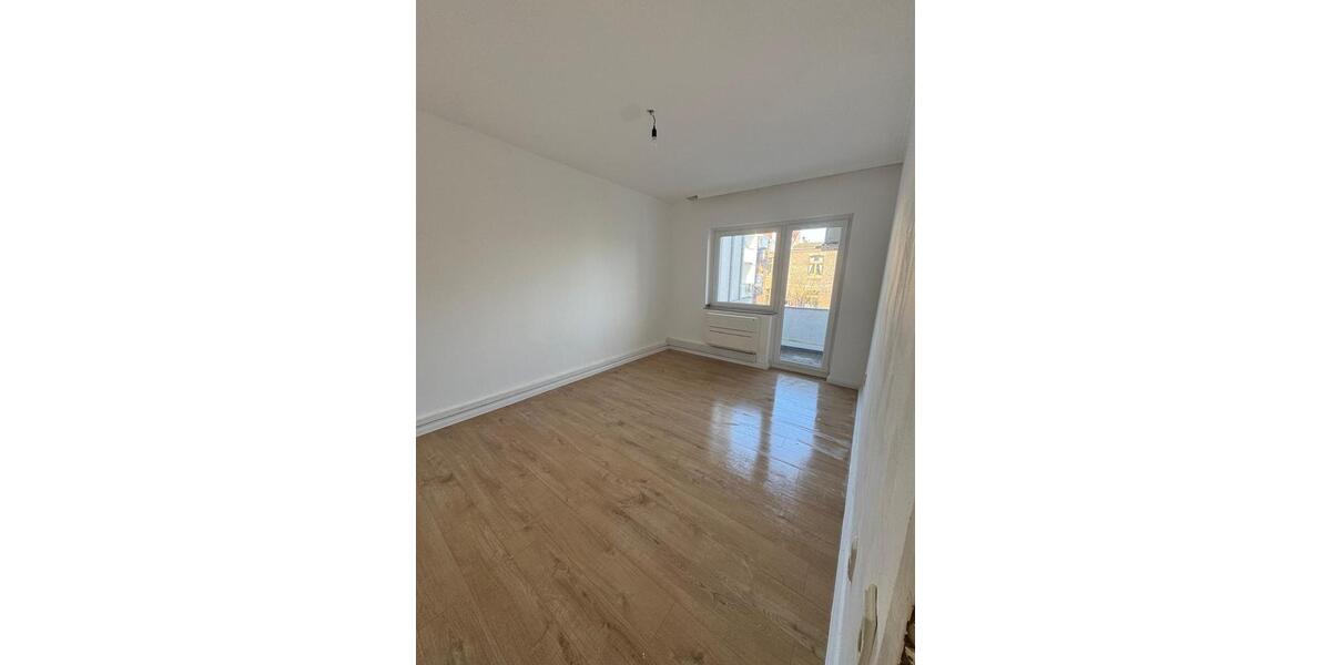 Etagenwohnung Düsseldorf Oberbilk - 2 Zimmer, 58 m&sup2;, 275.500&euro; | Angebot:24950303