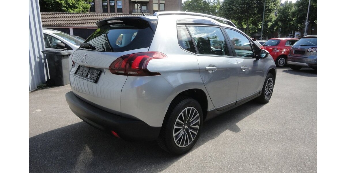 Peugeot 2008 Active 1,2 Klima SHZ PDC Allwetter 60.000 km 8.990 € Neuss 41462