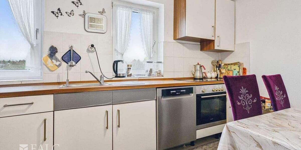 Etagenwohnung Brühl Kierberg - 3 Zimmer, 78 m&sup2;, 245.000&euro; | Angebot:25374377