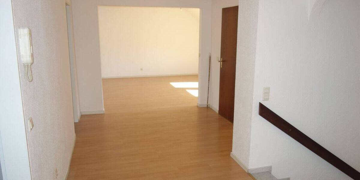 Mehrfamilienhaus, Wohnhaus Düsseldorf Hubbelrath - 7 Zimmer, 237 m&sup2;, 870.000&euro; | Angebot:26417364