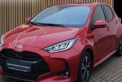 Toyota Yaris 6.600 km 21.790 &euro; Leverkusen 51381