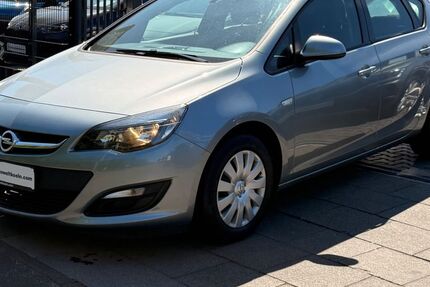 Opel Astra 91.606 km 6.990 &euro; Köln 51065