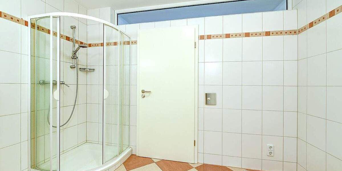 Etagenwohnung Düsseldorf Derendorf - 3 Zimmer, 101 m&sup2;, 525.000&euro; | Angebot:24040986