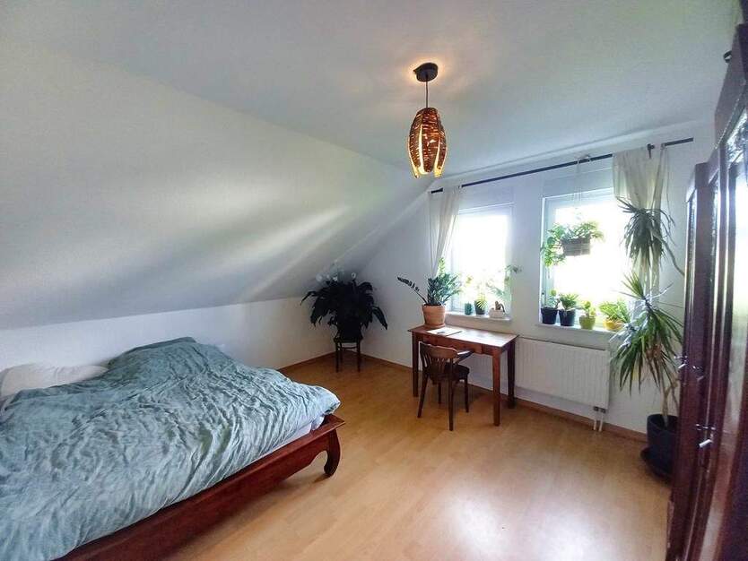 CITYHOUSE: Schöne Doppelhaushälfte mit großem Garten, Hobbyraum Souterrain, Keller, Terrasse 4 zimmer