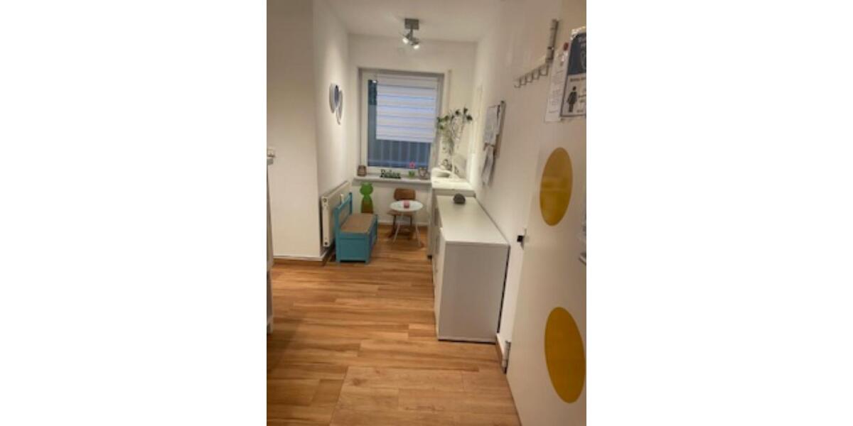 Attraktives Ladenlokal im Herzen von Kürten zimmer