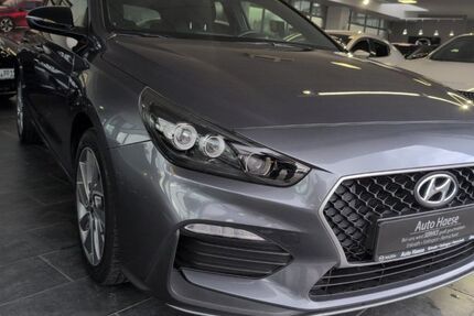 Hyundai i30 42.879 km 16.390 &euro; Solingen 42655