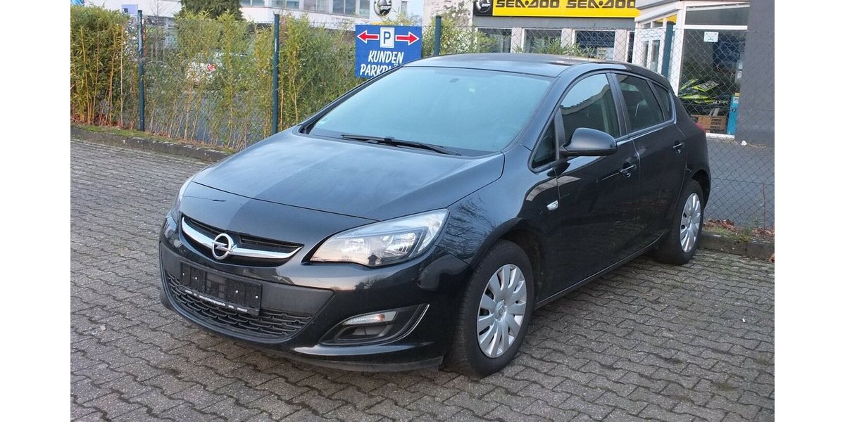 Opel Astra SELECTION GARAGENWAGEN orig. 71.086 km ! 71.086 km 8.408 &euro; Köln 50858