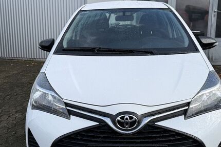 Toyota Yaris 20.000 km 10.870 € Bergisch Gladbach 51427