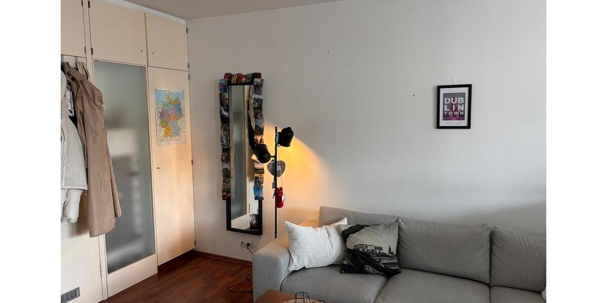 Dachgeschoßwohnung Köln Mülheim - 1 Zimmer, 33 m&sup2;, 750&euro; | Angebot:26416908