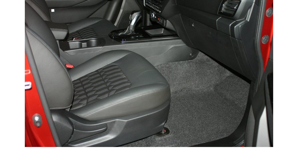 Isuzu D-Max Double Cab 4x4 V-CROSS Automatik|Diff 8.990 km 51.662 € Wermelskirchen 42929