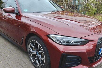 BMW i4 49.800 km 43.000 &euro; Köln 51107