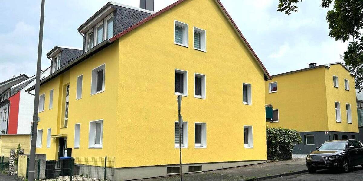 Zwei Mehrfamilienhäuser im Top Zustand zimmer