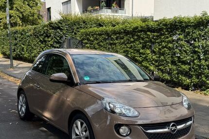 Opel Adam 135.000 km 4.800 &euro; Düsseldorf 40477