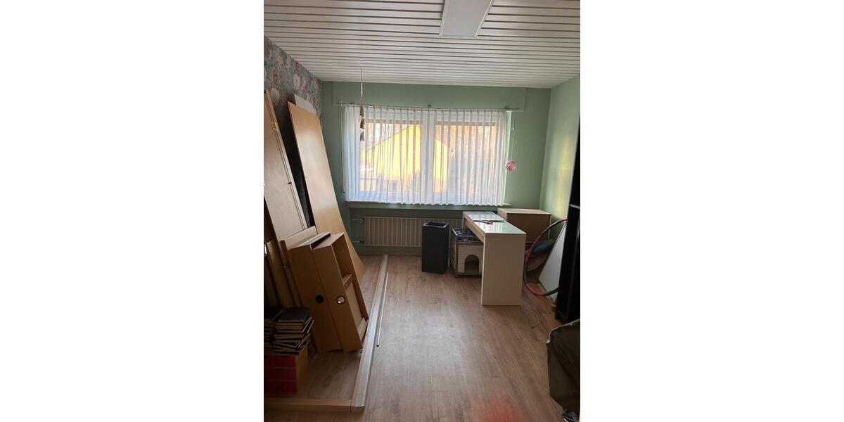 4 Zimmer Wohnung in 50129 Bergheim Niederaußem zur Vermietung 5 zimmer