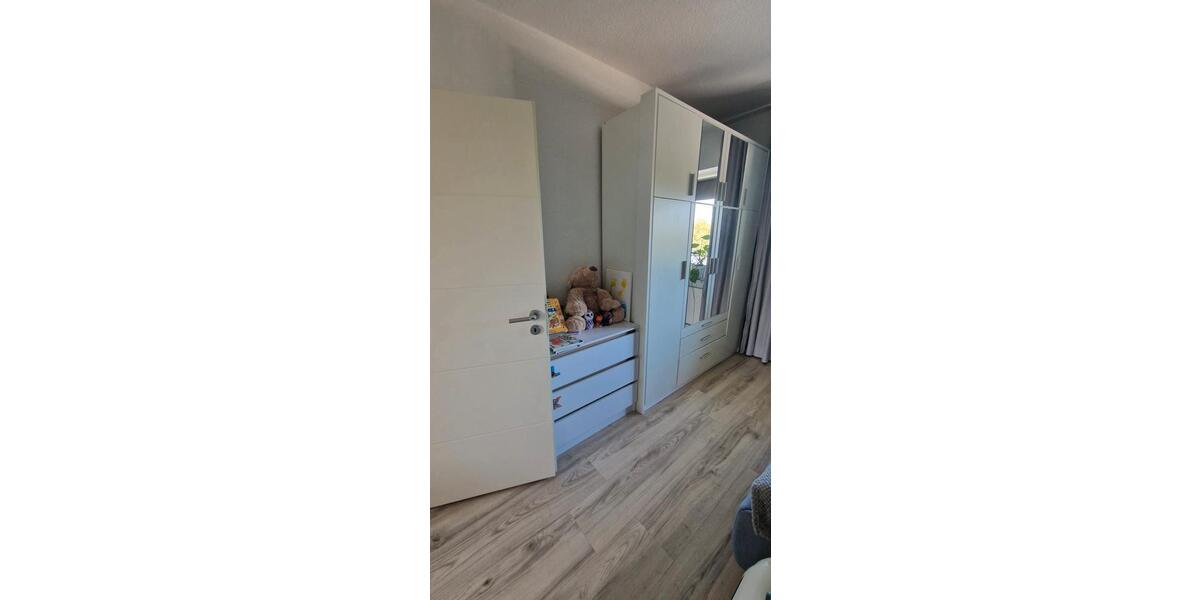 Etagenwohnung Neuss Furth-Mitte - 3 Zimmer, 68 m&sup2;, 269.000&euro; | Angebot:26997623