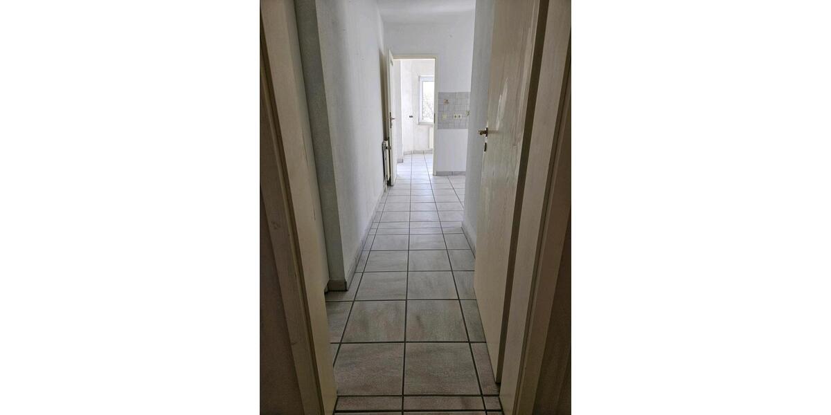 Etagenwohnung Erftstadt - 3 Zimmer, 83 m&sup2;, 1.150&euro; | Angebot:26407226