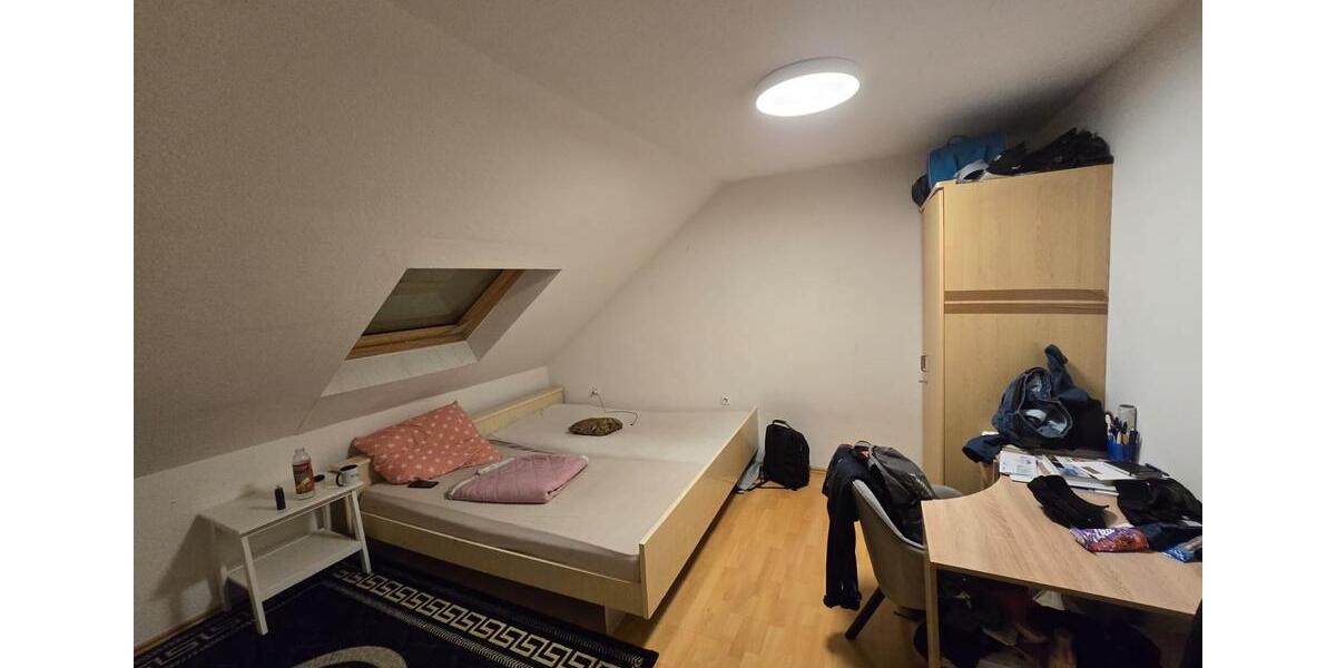 Etagenwohnung Rösrath - 3 Zimmer, 65 m&sup2;, 1.300&euro; | Angebot:25420147