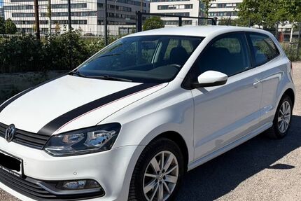 VW Polo 137.666 km 8.999 &euro; Düsseldorf 40477