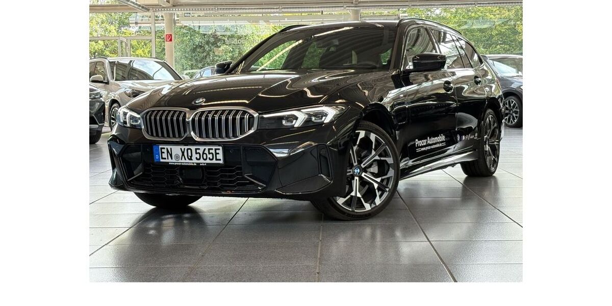 BMW 330 9.990 km 53.990 &euro; Köln-West 50858