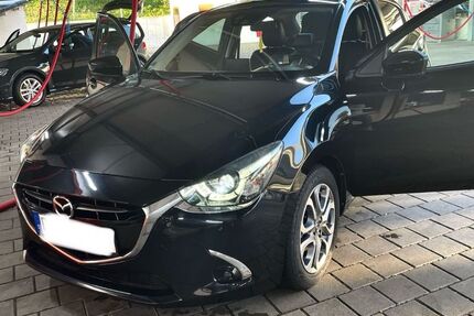Mazda 2 89.500 km 9.900 € Odenthal 51519