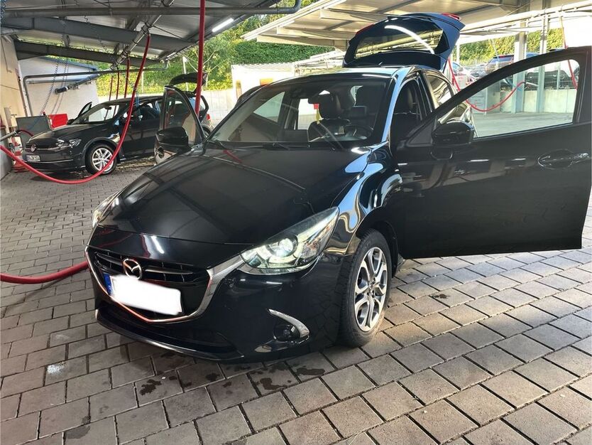 Mazda 2 89.500 km 9.900 € Odenthal 51519