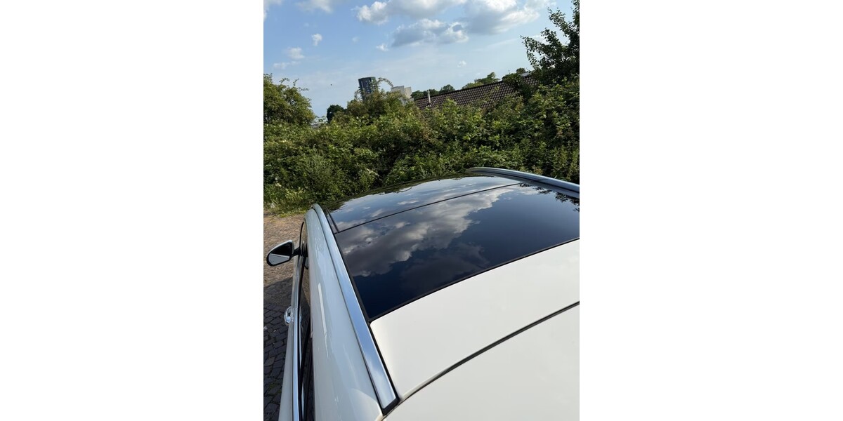 Mercedes-Benz GLA-Klasse 77.300 km 32.900 &euro; Köln 50667