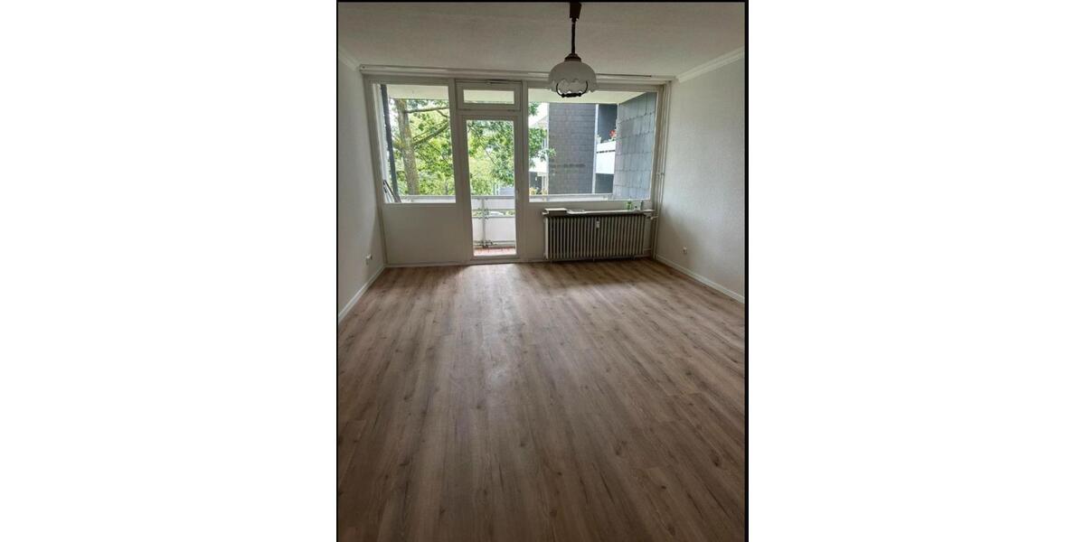 Hochparterre Solingen Central - 3 Zimmer, 71 m&sup2;, 650&euro; | Angebot:25408490