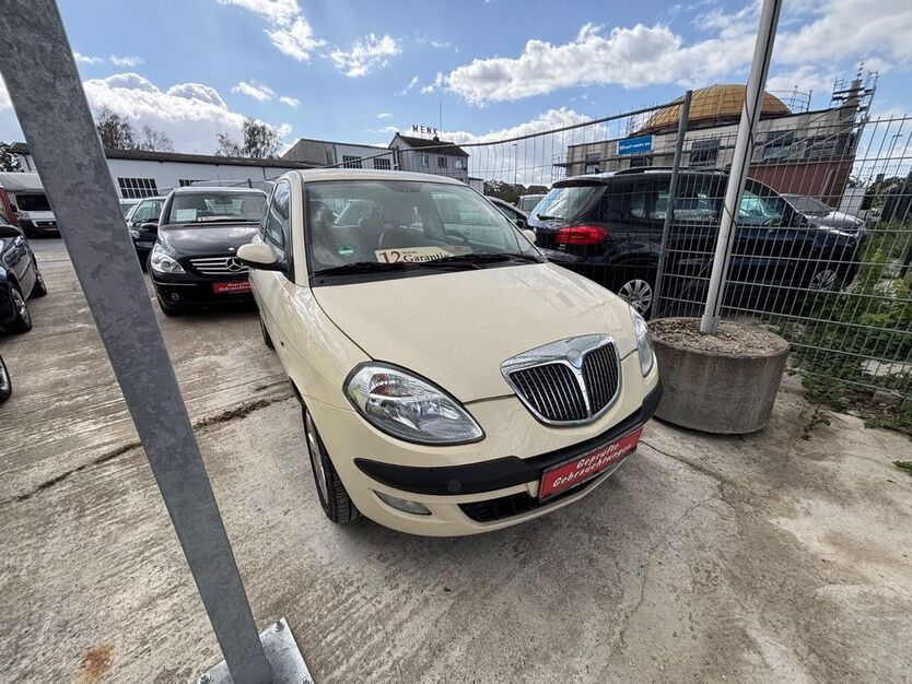 Lancia Ypsilon 179.110 km 2.650 € Monheim am Rhein 40789