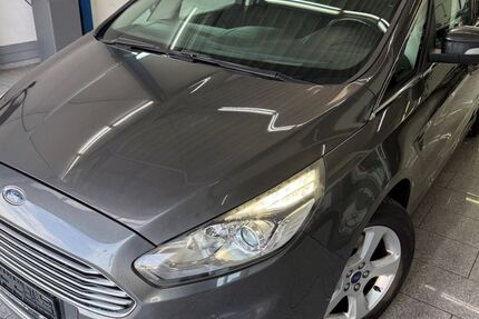 Ford S-Max 98.114 km 14.299 &euro; Köln 50829