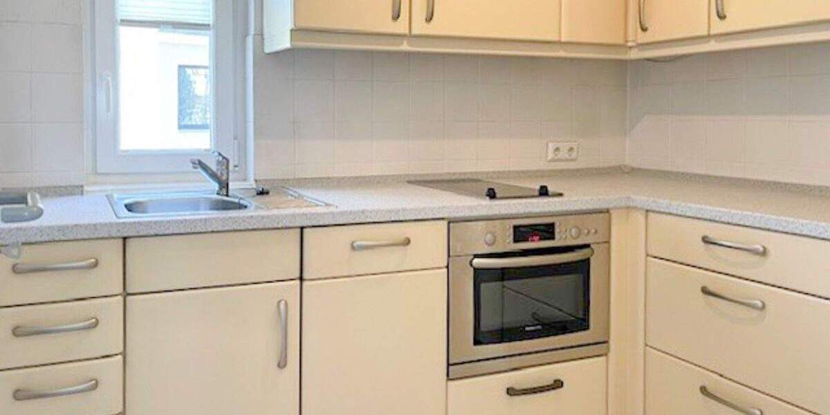 Etagenwohnung Köln / Braunsfeld Braunsfeld - 3 Zimmer, 95 m&sup2;, 1.500&euro; | Angebot:25107309