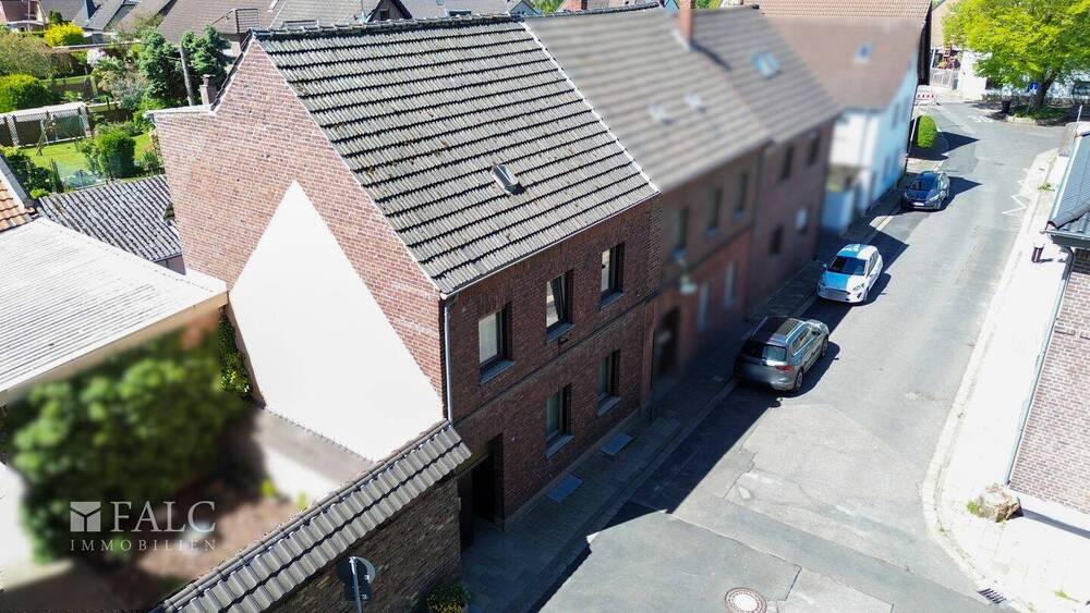 Einfamilienhaus Bergheim Rheidt - 7 Zimmer, 106 m&sup2;, 185.000&euro; | Angebot:26733120