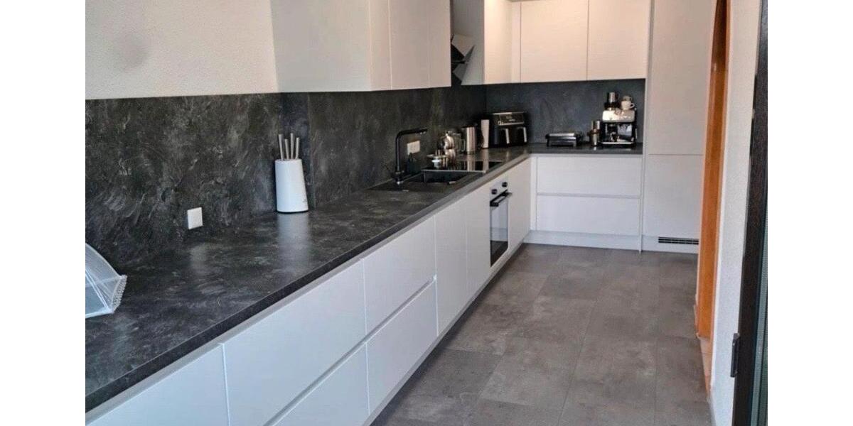 Etagenwohnung Hürth - 3 Zimmer, 111 m&sup2;, 1.400&euro; | Angebot:25355980