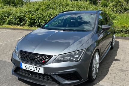 Seat Leon 91.500 km 22.500 &euro; Köln 50829
