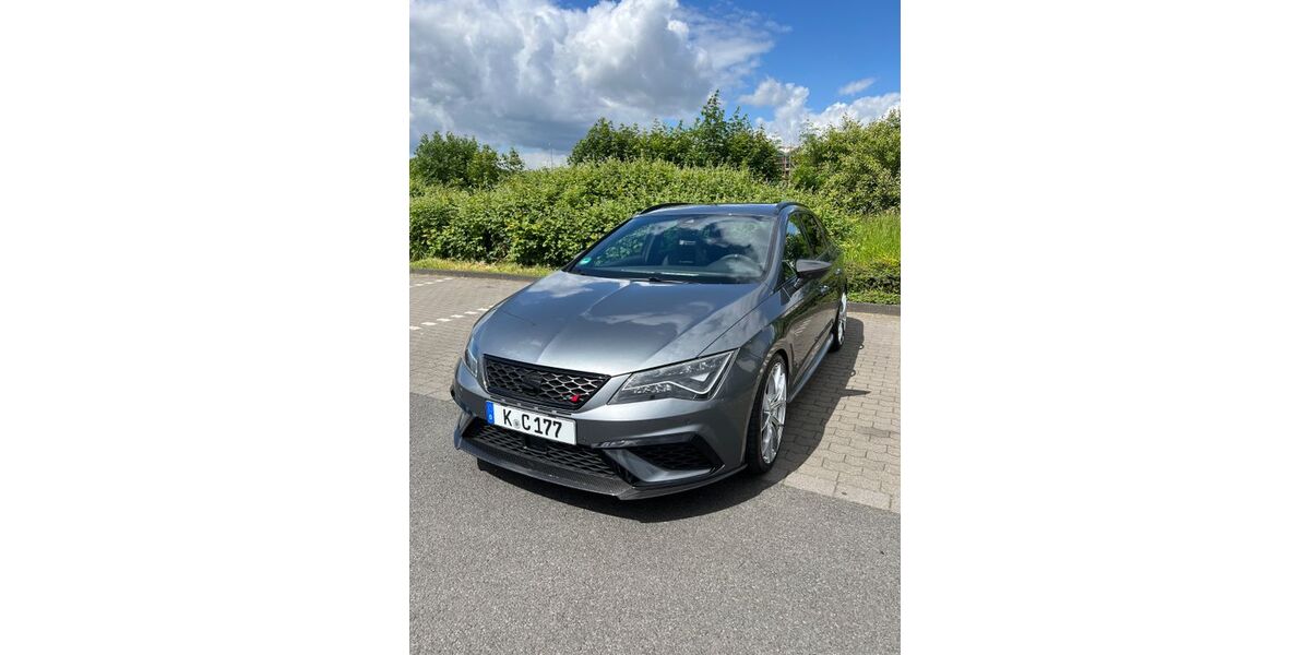 Seat Leon 91.500 km 22.500 &euro; Köln 50829