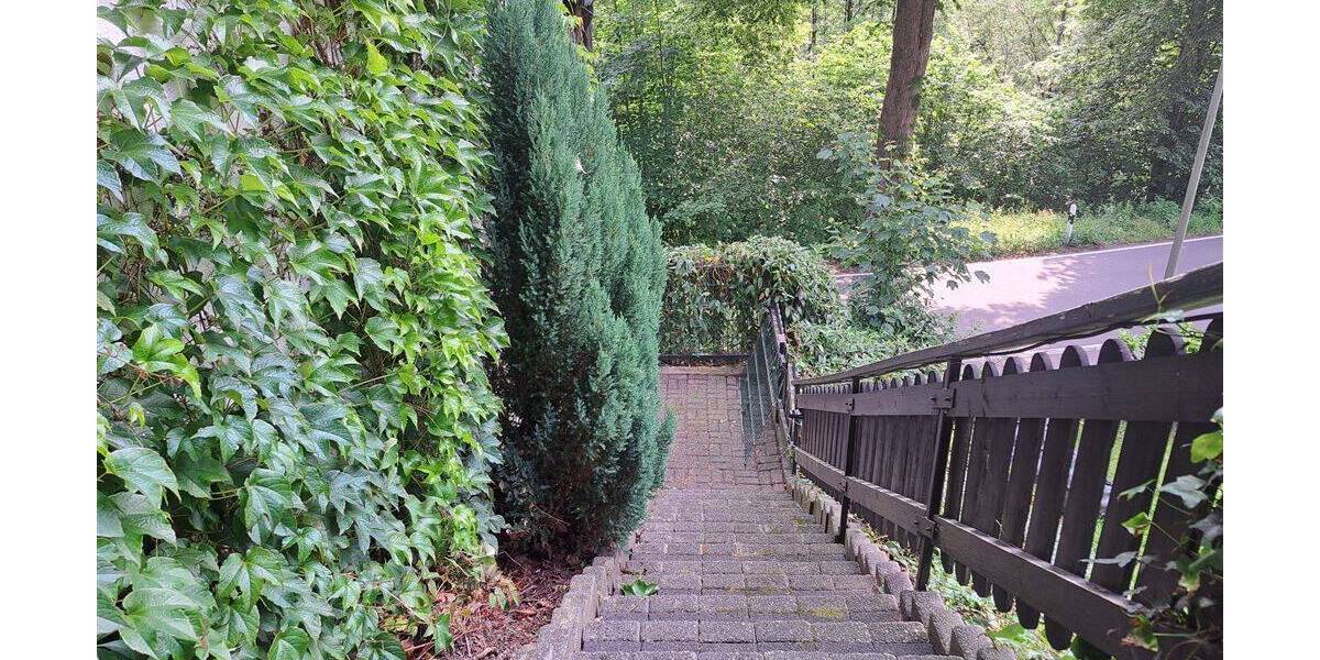 Mehrfamilienhaus, Wohnhaus Kürten - 7 Zimmer, 186 m&sup2;, 350.000&euro; | Angebot:20962648