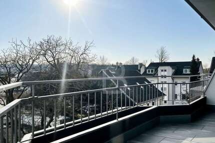 Wohnung zum Mieten in Köln 1.300 € 97.3 m² 4 zimmer