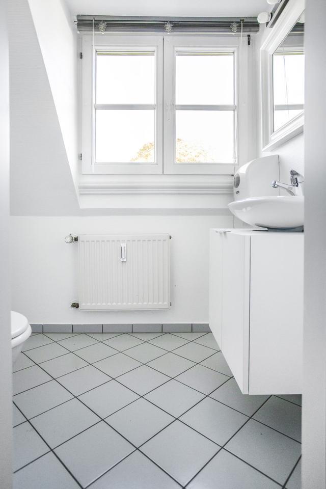 Exklusive private Vermietung in Köln-Marienburg mit Dachterrasse zimmer